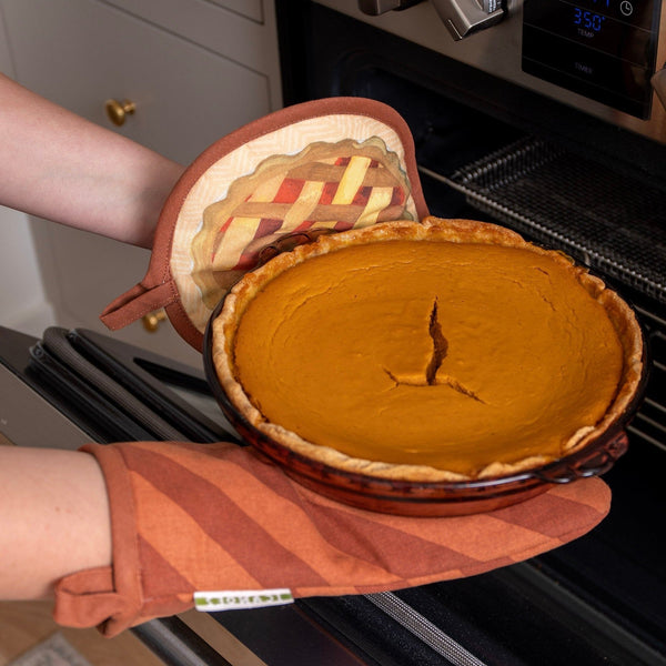 Pie Pot Holder Set - Pinecone Trading Co.