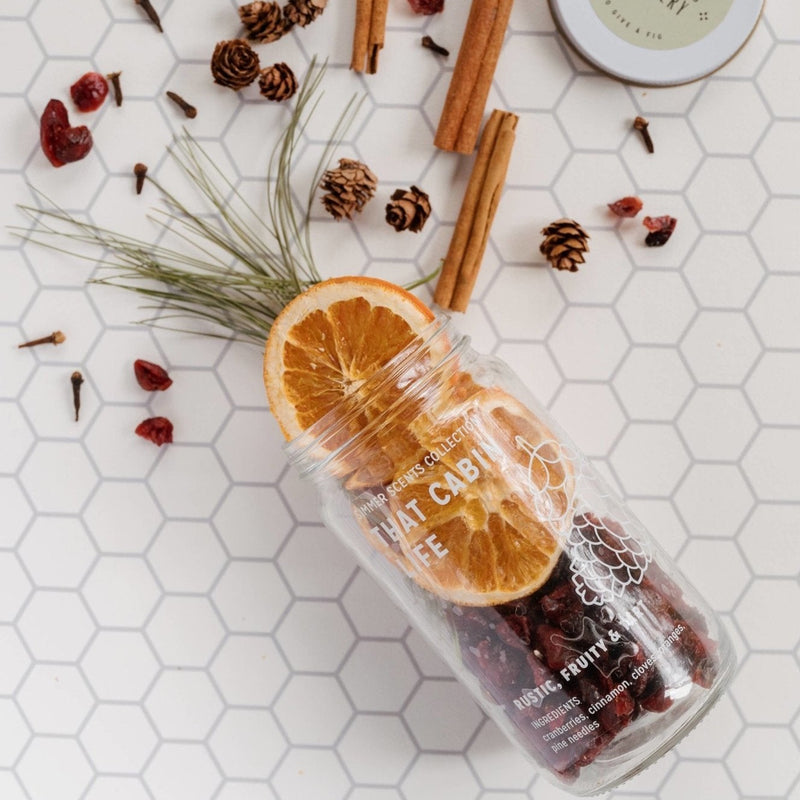 "That Cabin Life" - Simmer Scent Collection - Pinecone Trading Co.