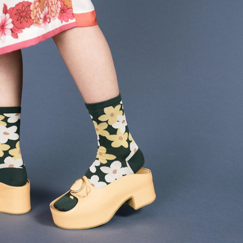 Windflower Crew Socks - Pinecone Trading Co.