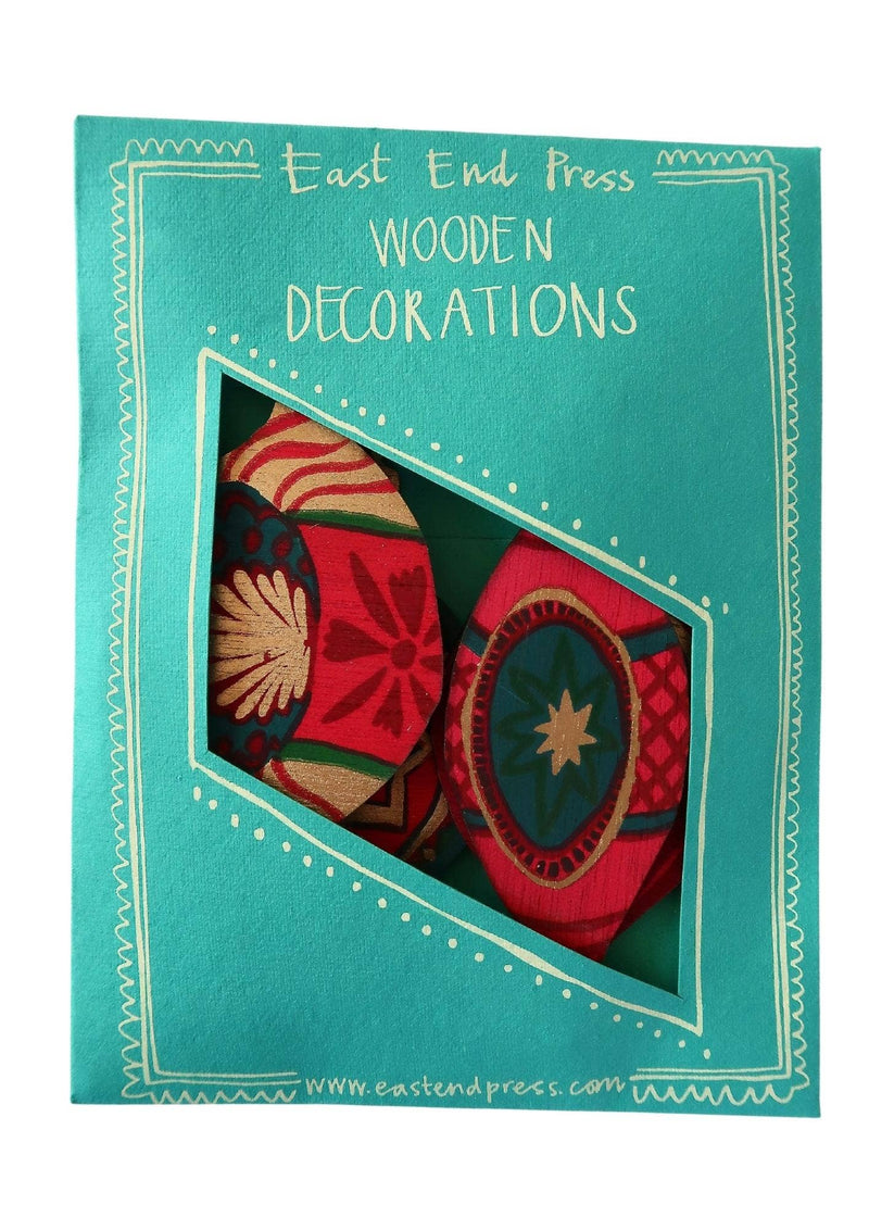 Wooden Bauble Decorations - Pinecone Trading Co.